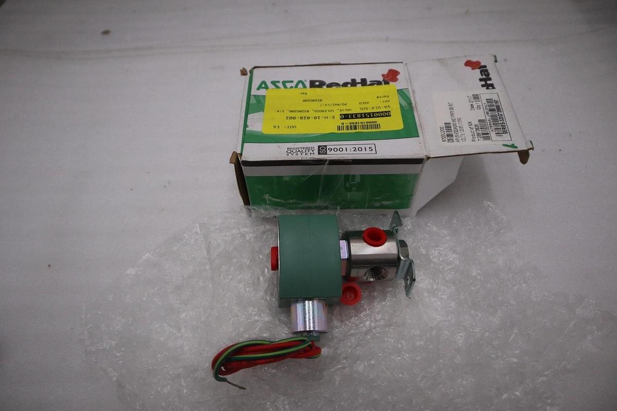 NEW ASCO 8320G200 3-Way STAINLESS SOLENOID VALVE 1/4" 120Vac STOCK G566