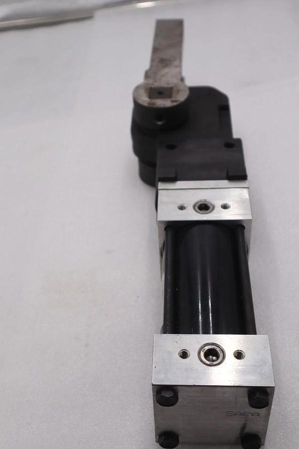 Used De-Sta-Co Auto Pneumatic Clamp 994MKAD-008-180A-97-44 Line 1.1 New Stock #2615