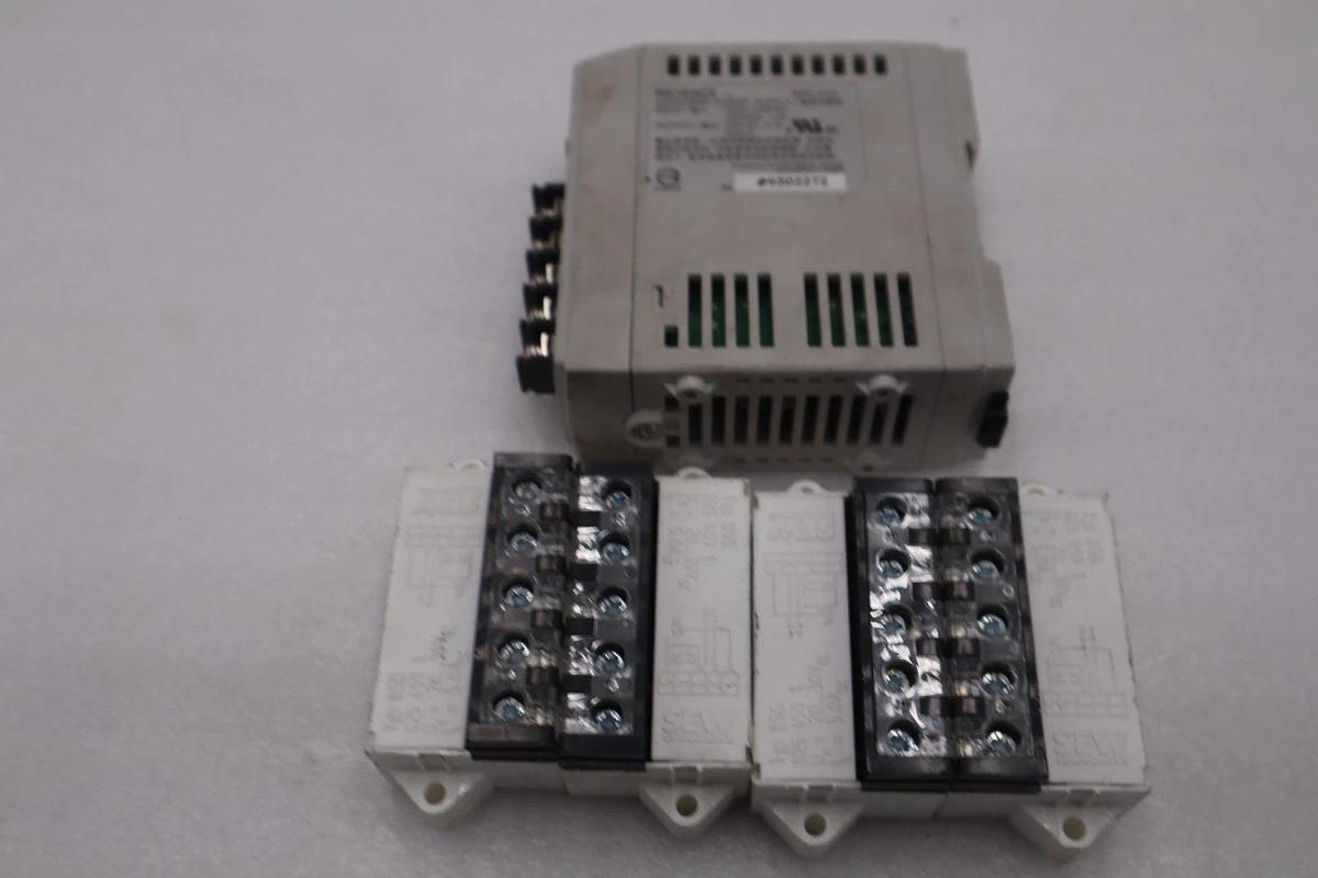 Used Keyence MS2-H50 Switching Power Supply 24 VDC 2.1 A MS2H50 STK L197CC