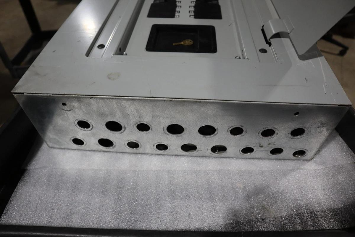 Used SIEMENS P1 250A 208Y/120V P1C30BL100ATST MAIN BEAKER STOCK HS41