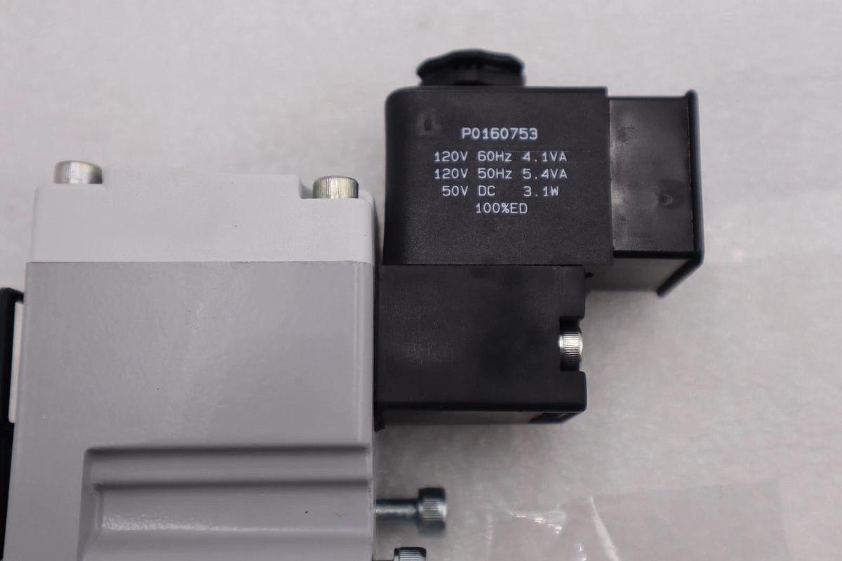 Used PARKER 145PSIG 120/60VAC 4:1VA PNEUMATIC SOLENOID VALVE NIB H11WXBBL53C STK L538