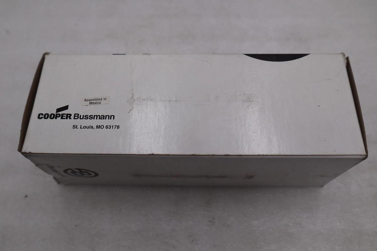 Used COOPER BUSSMANN FWP-600A SEMICONDUCTOR FUSE - STOCK GF308A