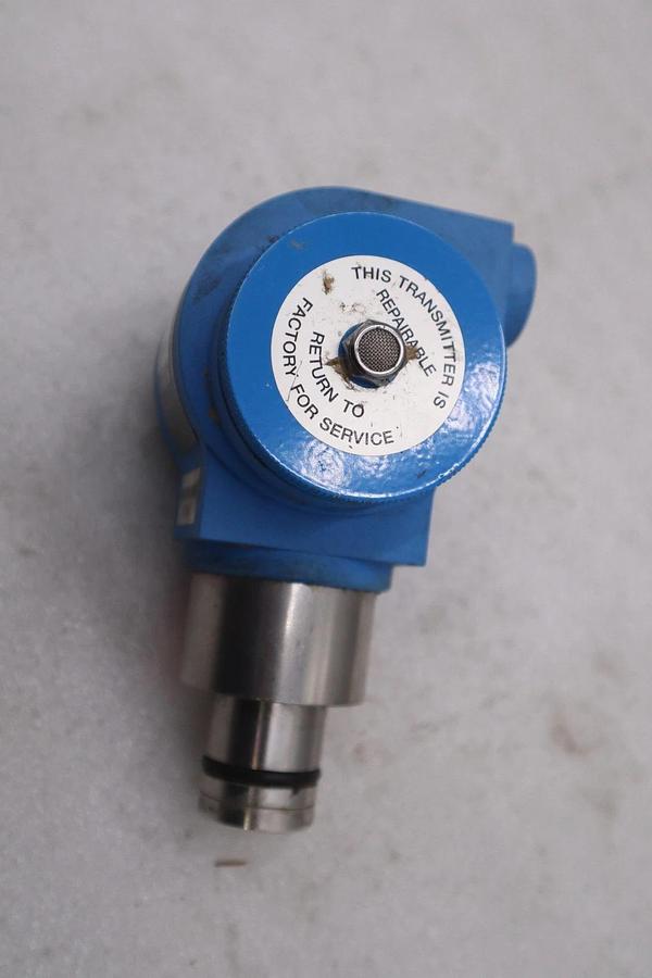 Used PMC Process Measurement & Control SMT/MIN-HC-TH Transmitter STOCK 2094B