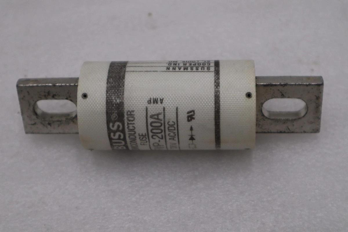 Used LOT OF 2 - BUSSMANN FWP-200A Fast Fuse - STOCK H-1699A