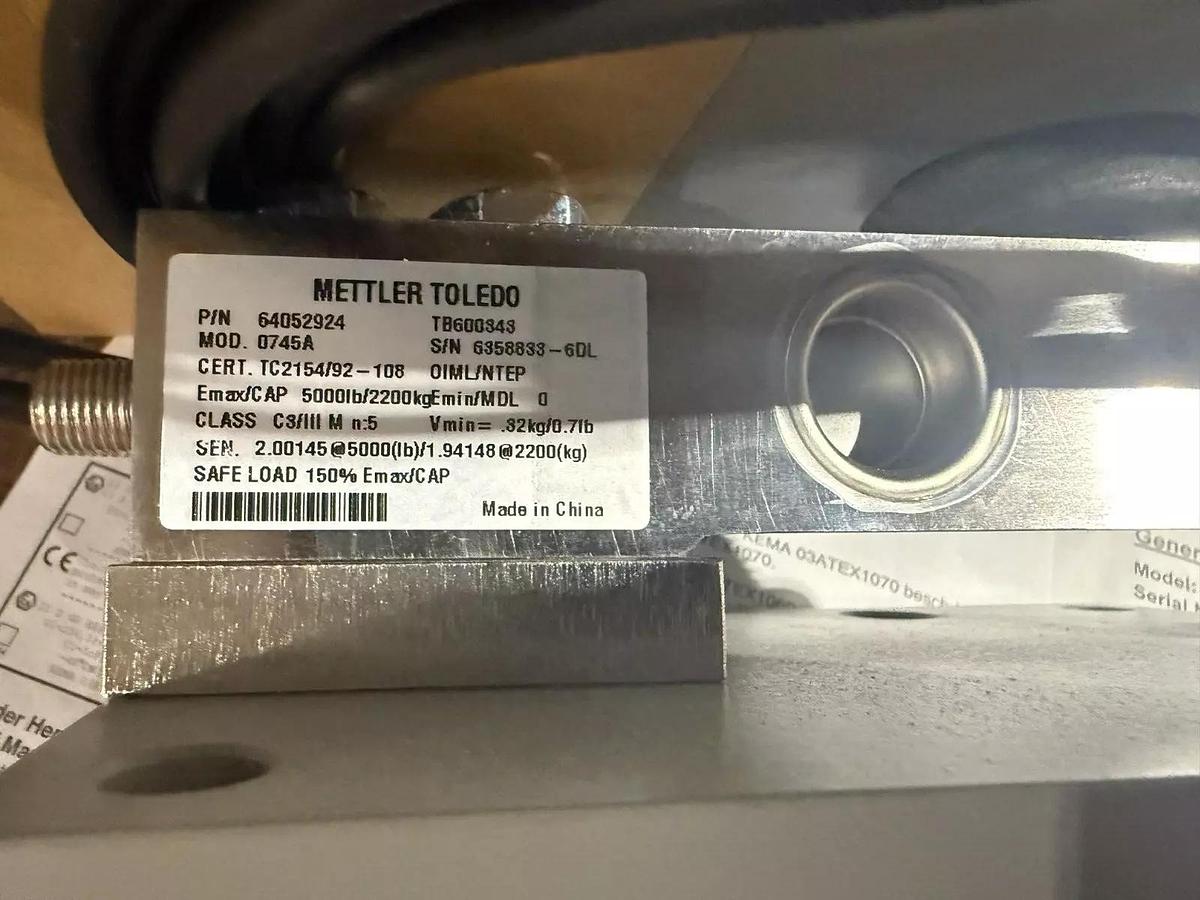 Used Mettler Toledo Flexmount WMA FF CS 2.2T w/ 0745A Load Cell NEW STOCK #G10A