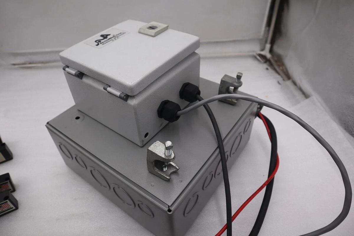 Used AccuWeb Inc EVO 150 COMPLETE WEB GUIDE SYSTEM WITH RED LION SCREEN STOCK 5120