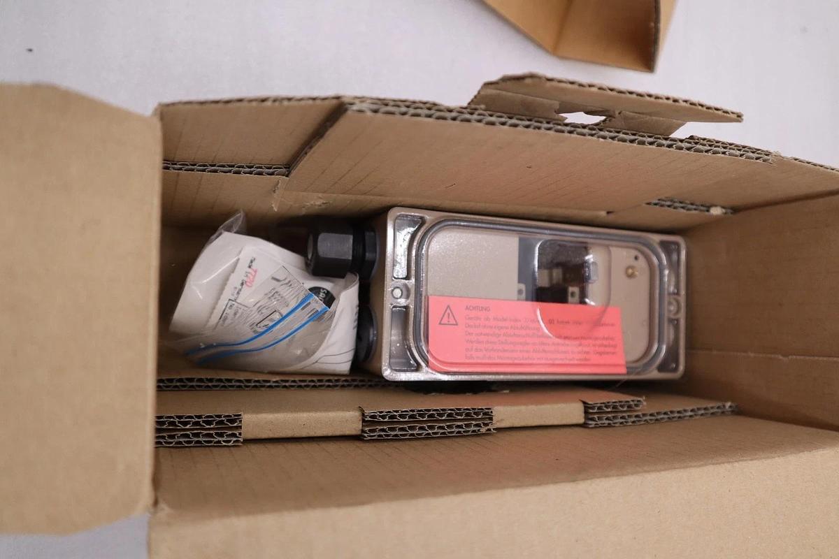 Used SAMSON TYPE 3767 3767-0000112001.03 - NEW IN BOX - STOCK GF418