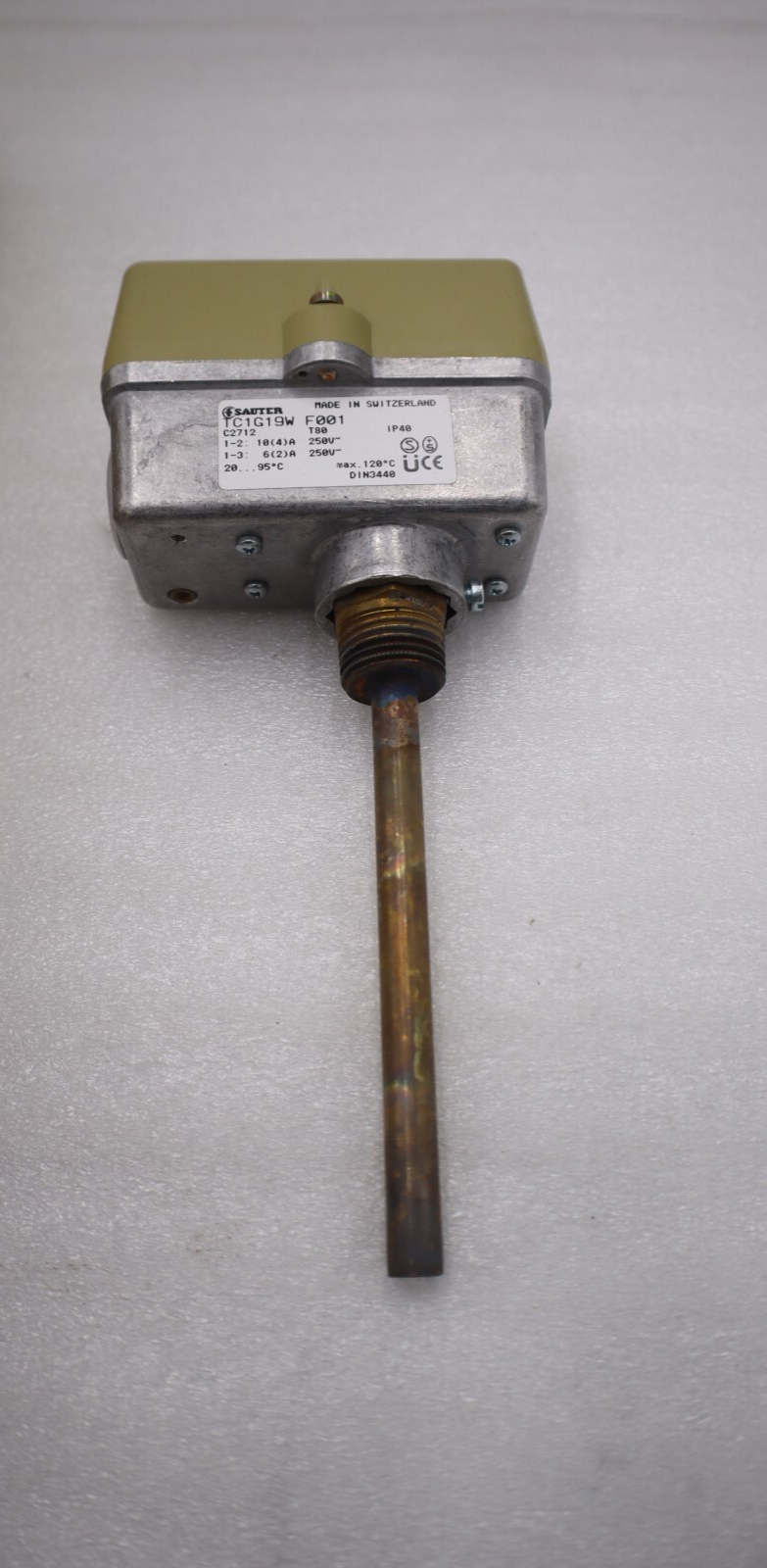 Used NEW IN BOX Sauter TC1G19W F001 Temperature Sensor STOCK G418A