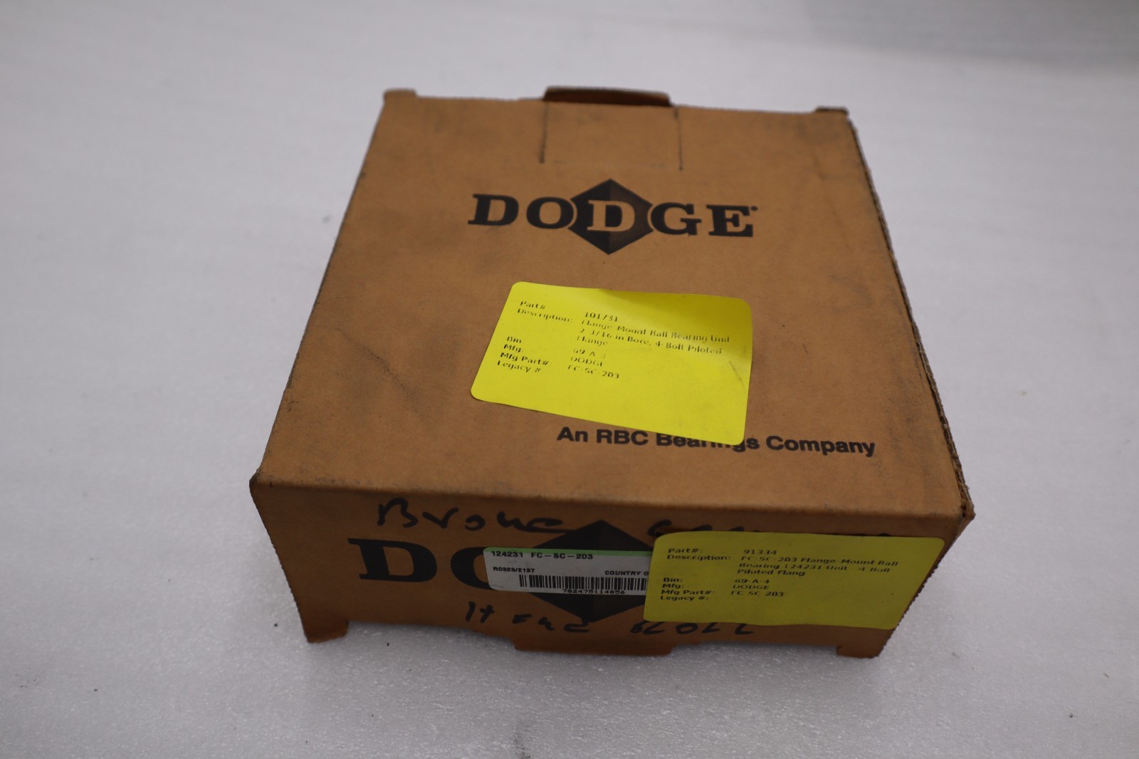 NEW DODGE 124231 FC-SC-203 FLANGE BALL BEARING - STOCK 1670CC