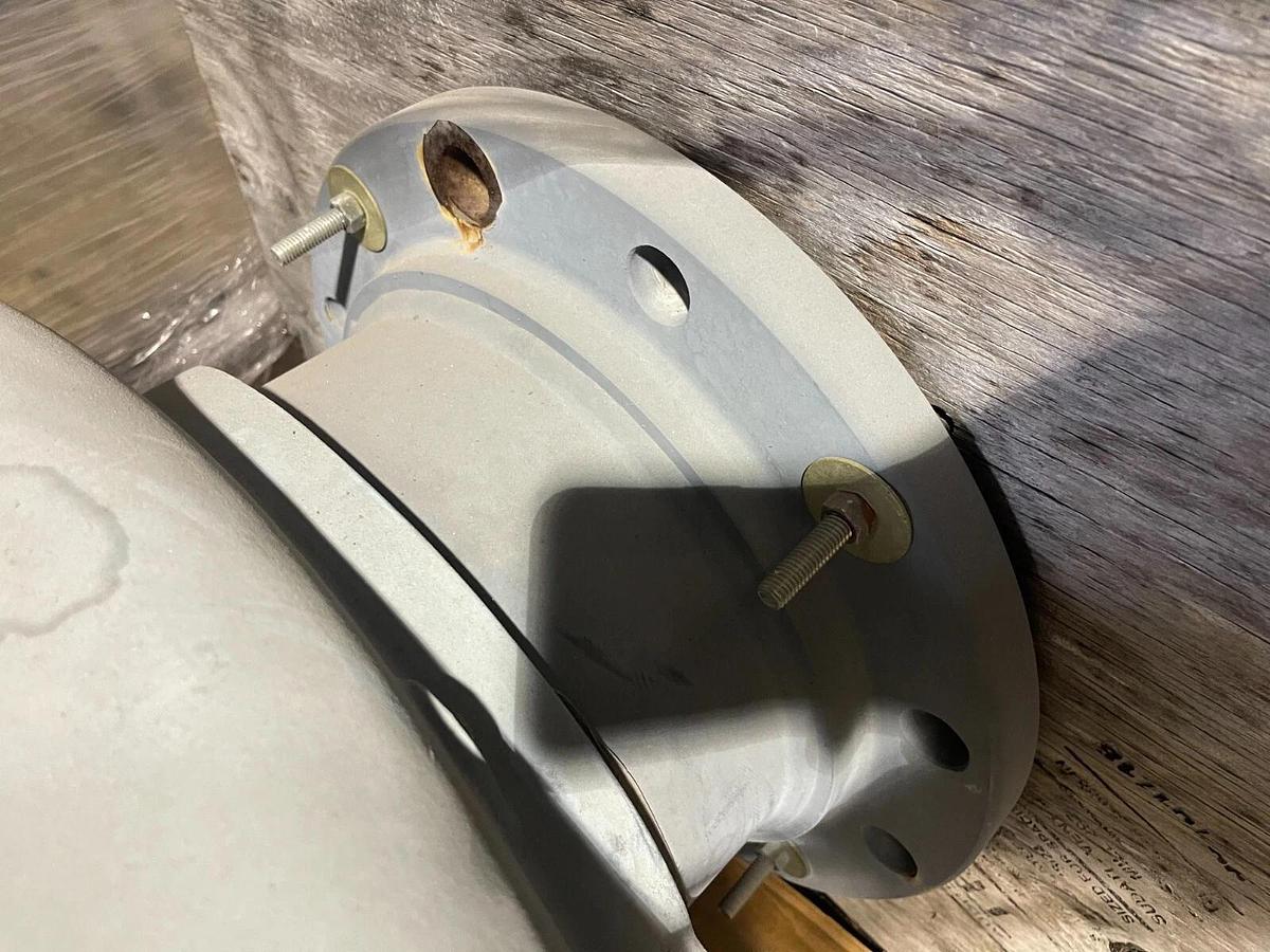 Used FOXBORO 2800 SERIES 10" MAGNETIC FLOW METER 2810-SABA-TSA-G STOCK W-4