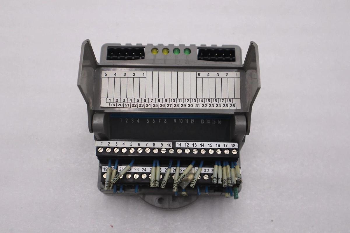 Used GIDDINGS & LEWIS M.1300.7372 R1 Input Module 24VDC SINK/SOURCE STOCK 626-D