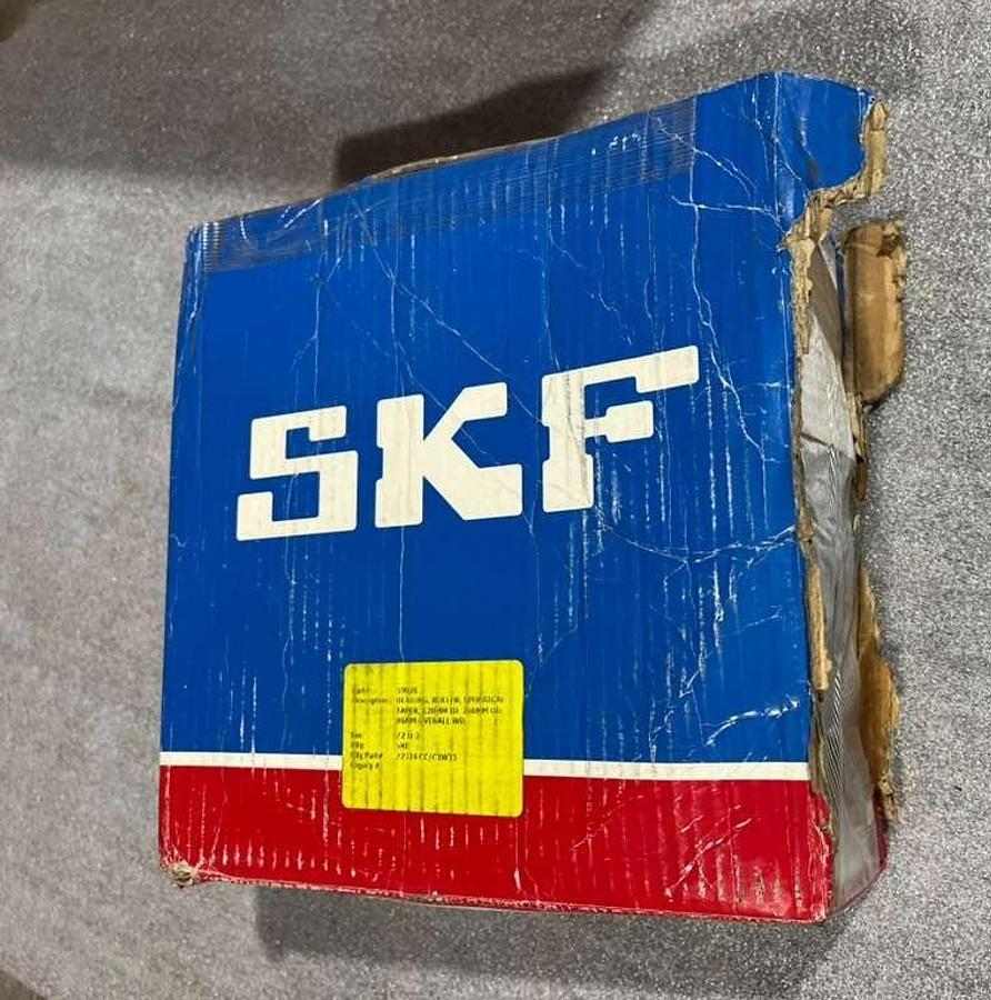 NEW SKF 22324CCC3W33 / 22324 CC/C3W33 SPHERICAL ROLLER BEARING - STOCK CC-02