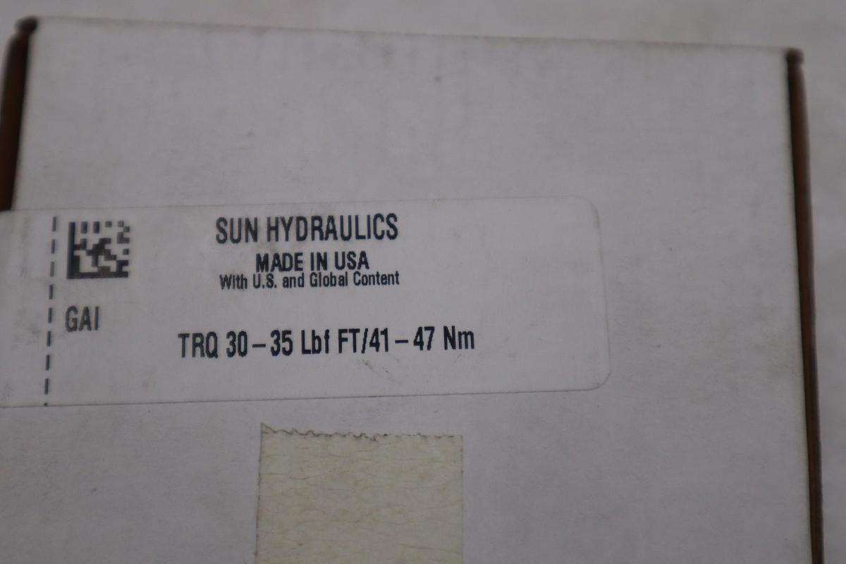 Sun Hydraulics Trq 30-35 Lbf Ft/41-47 Nm - NEW IN BOX - STOCK GF327A