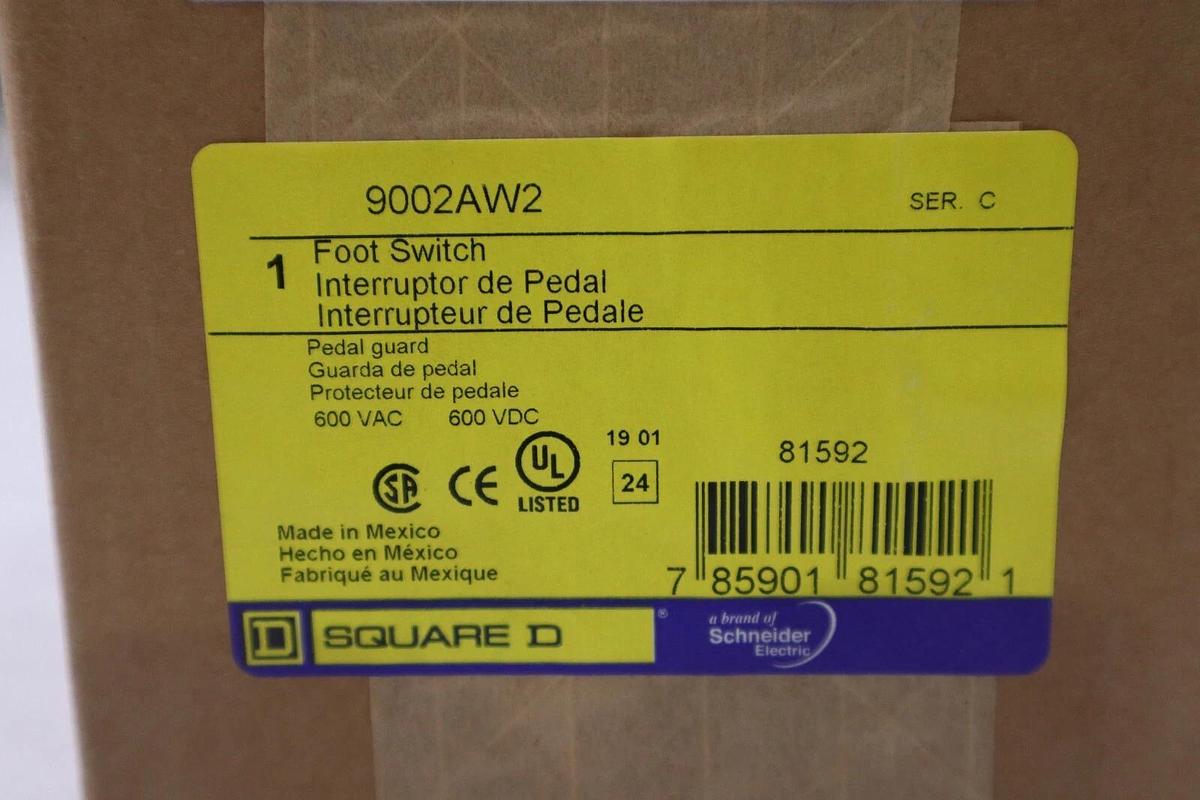 Used NEW OPEN BOX SQUARE D 9002AW2 Heavy Duty Foot Switch STOCK G293 785901815921
