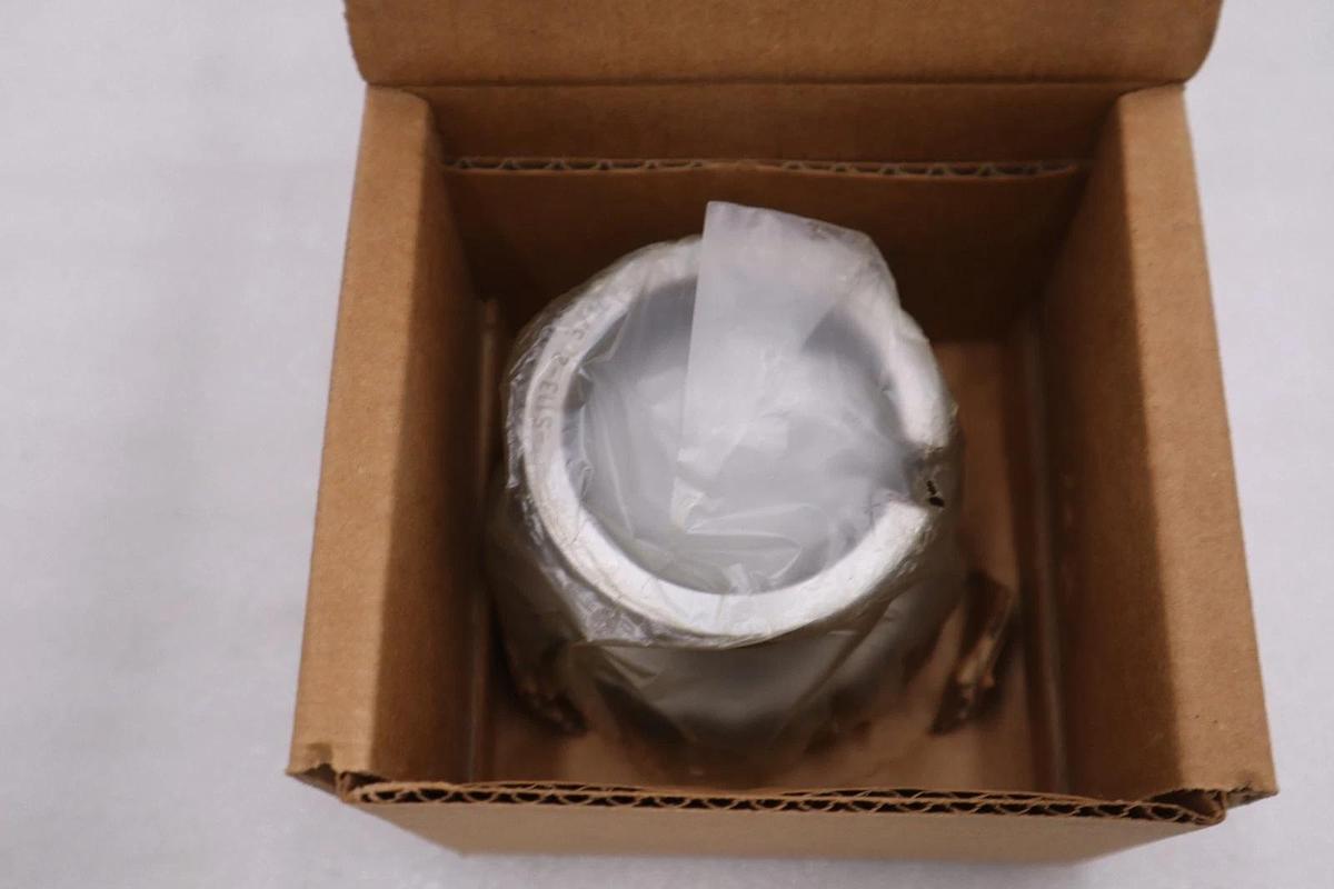NEW IN BOX - SKF SNW 113X2.3/16 BEARING ADAPTER SLEEVE - STOCK 5595CC