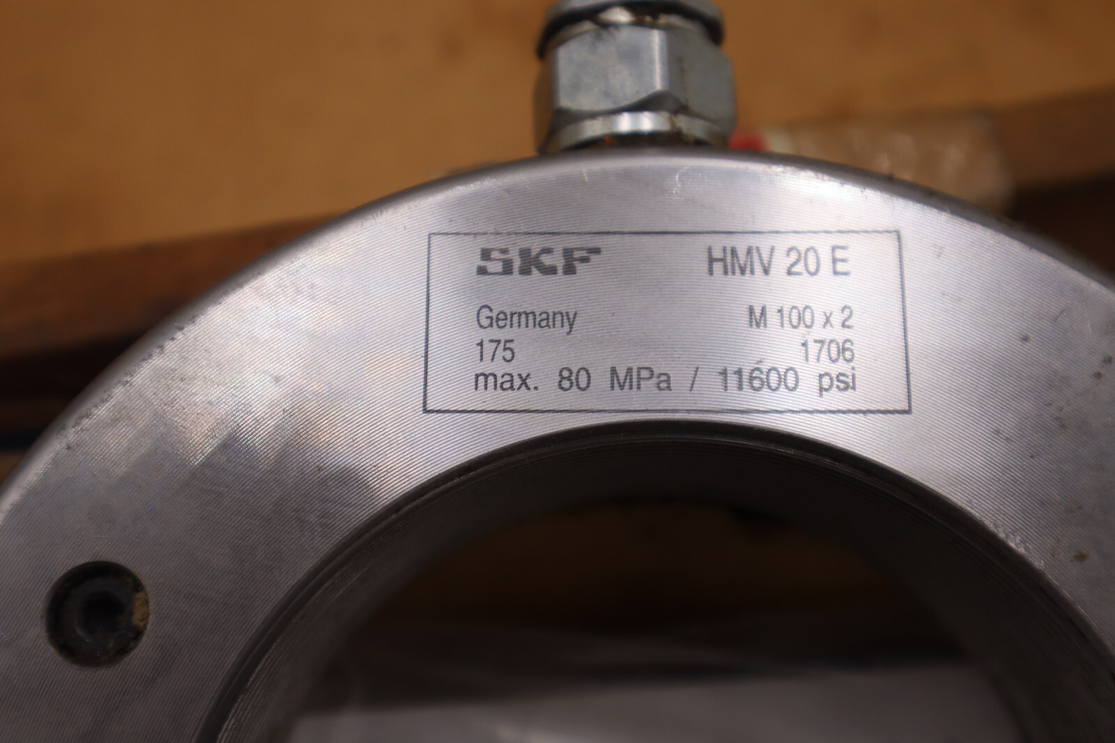 Used NEW OPEN BOX SKF HMV 20E HYDRAULIC NUT STOCK B-2148