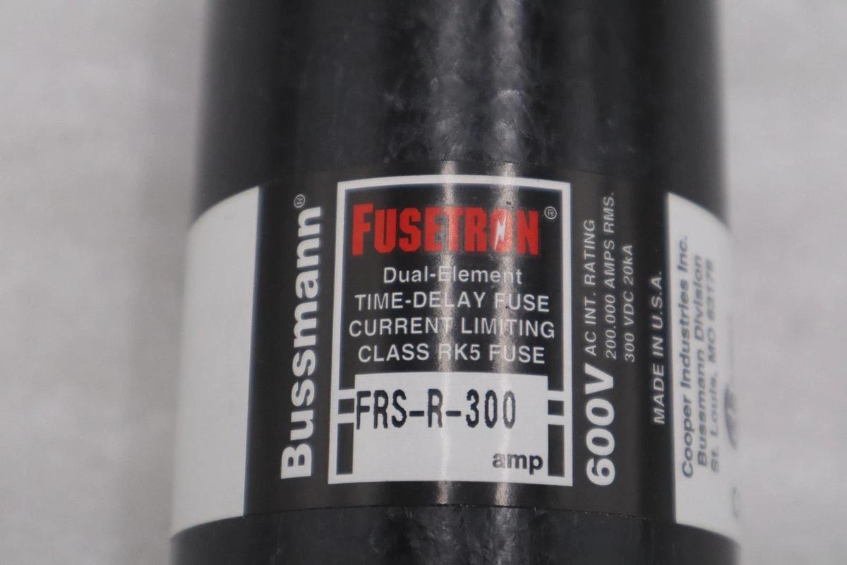 Used NIB - BUSSMANN - FRS-R-300 600V RK5 TD FUSE - STOCK GF611 51712508513