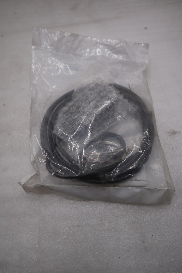 Allen Bradley Photoswitch 42GRP-9000-QD1 SER B - STOCK GF210A