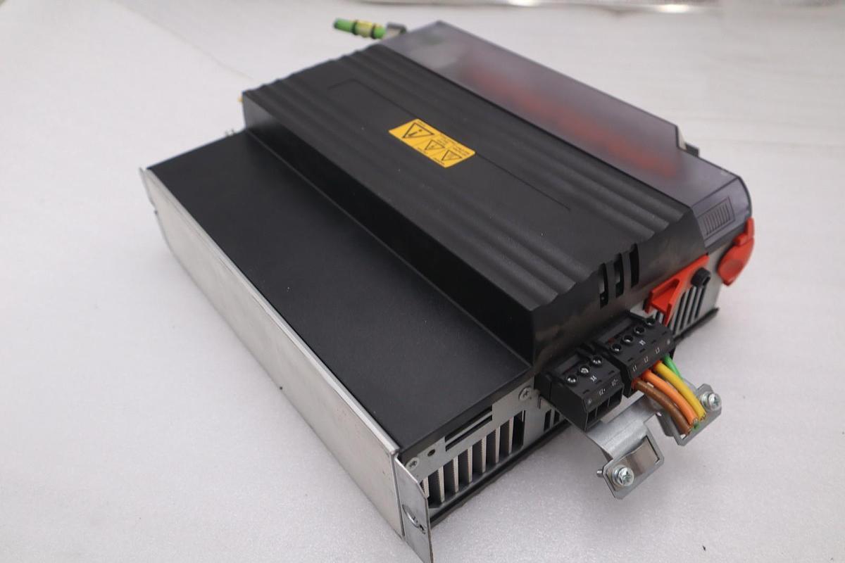 Used Sew-Eurodrive Movidrive B Series MDX61B0011-5A3-4-0T Variable Frequency Drive