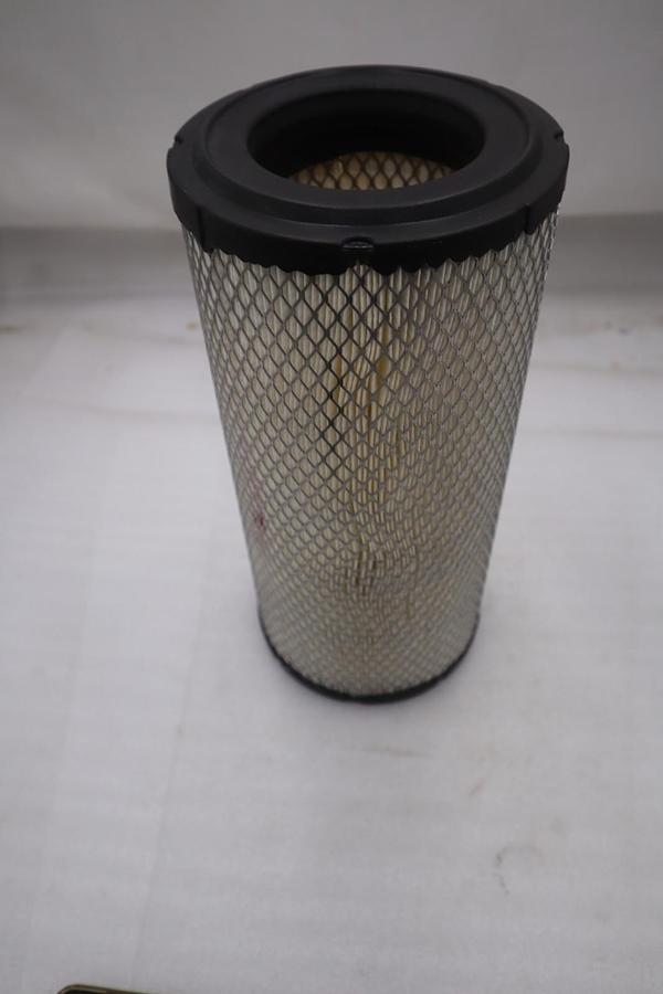 Used NEW OPEN BOX Baldwin Air Filter Element RS3544 STK GF1132