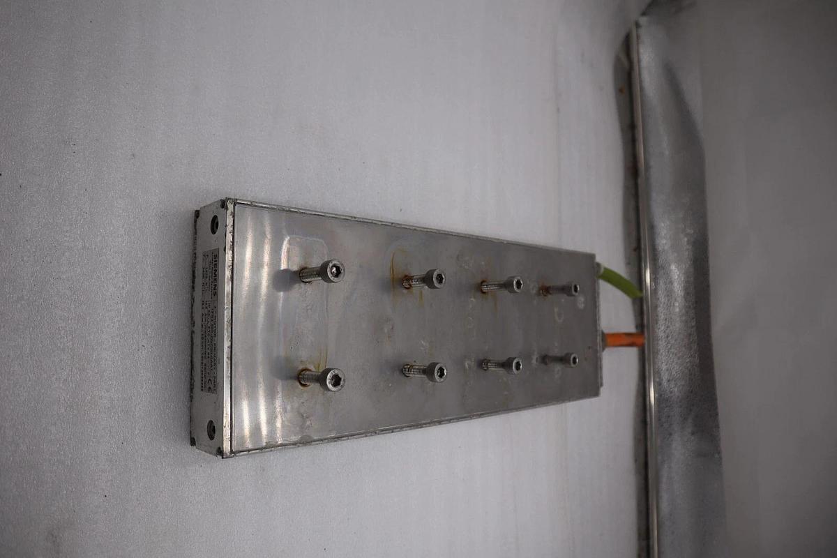 Used SIEMENS 1FN3 300-2WC00-0AA1 PRIMARY SECTION F. LINEAR MOTOR STOCK 3037A