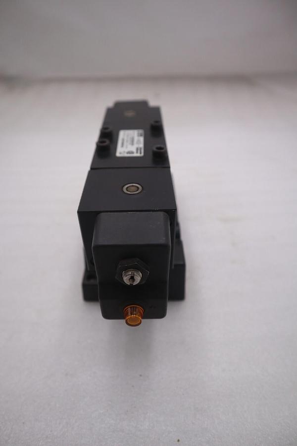 Used PARKER H22VXBG053A/ H2225BGA53A VALVE 150 PSI 120V/60HZ-110V/50HZ STOCK K-3682