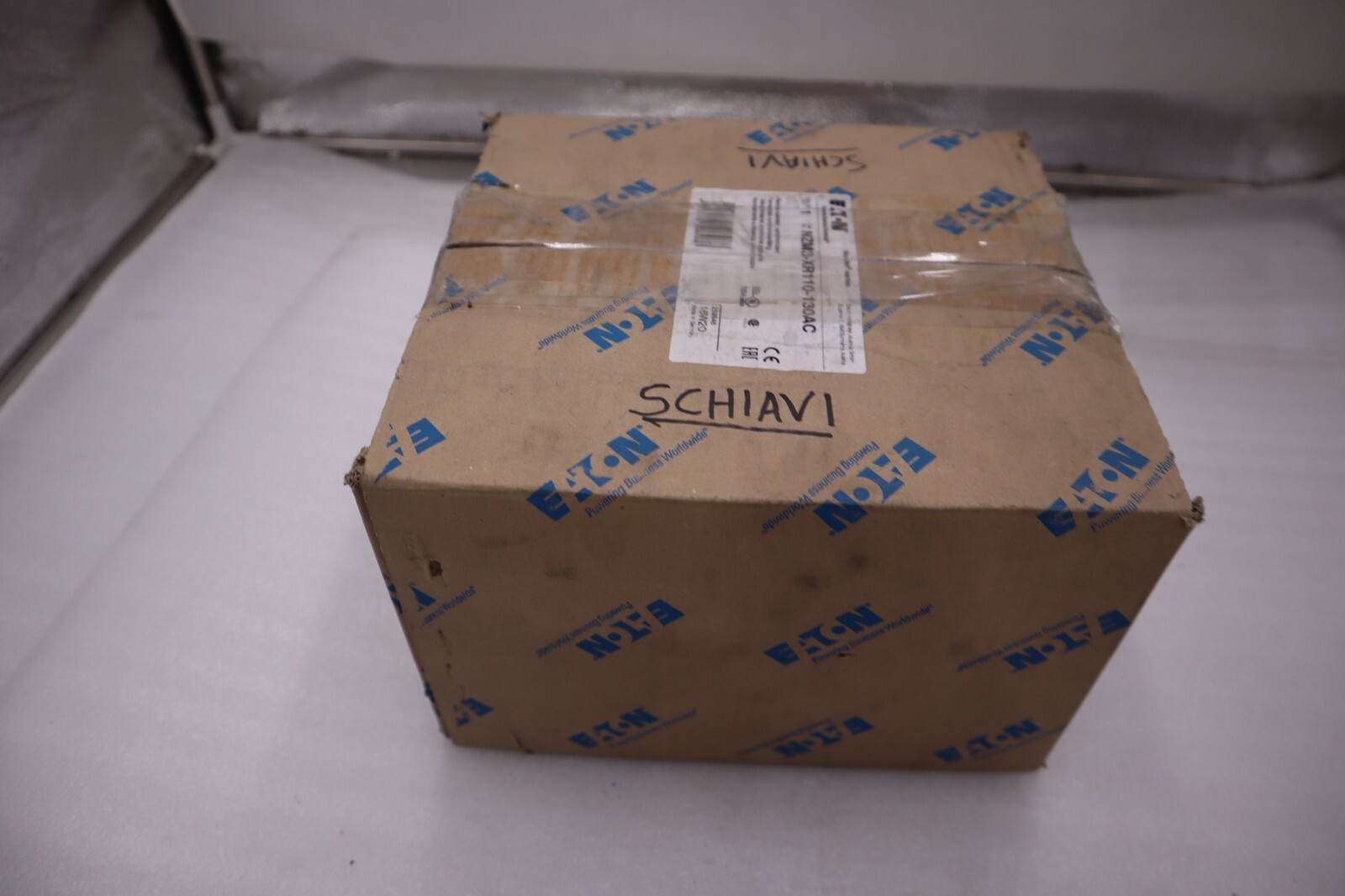 NEW IN BOX EATON NZM3-XR110-130AC REMOTE OPERATOR NZM SERIES 3/4 POLE STK 5003A