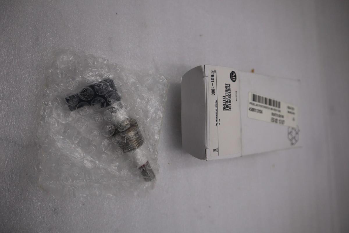 Used NEW OPEN BOX AB Allen Bradley Single Probe Fitting 61BD1-1000 STOCK G614A