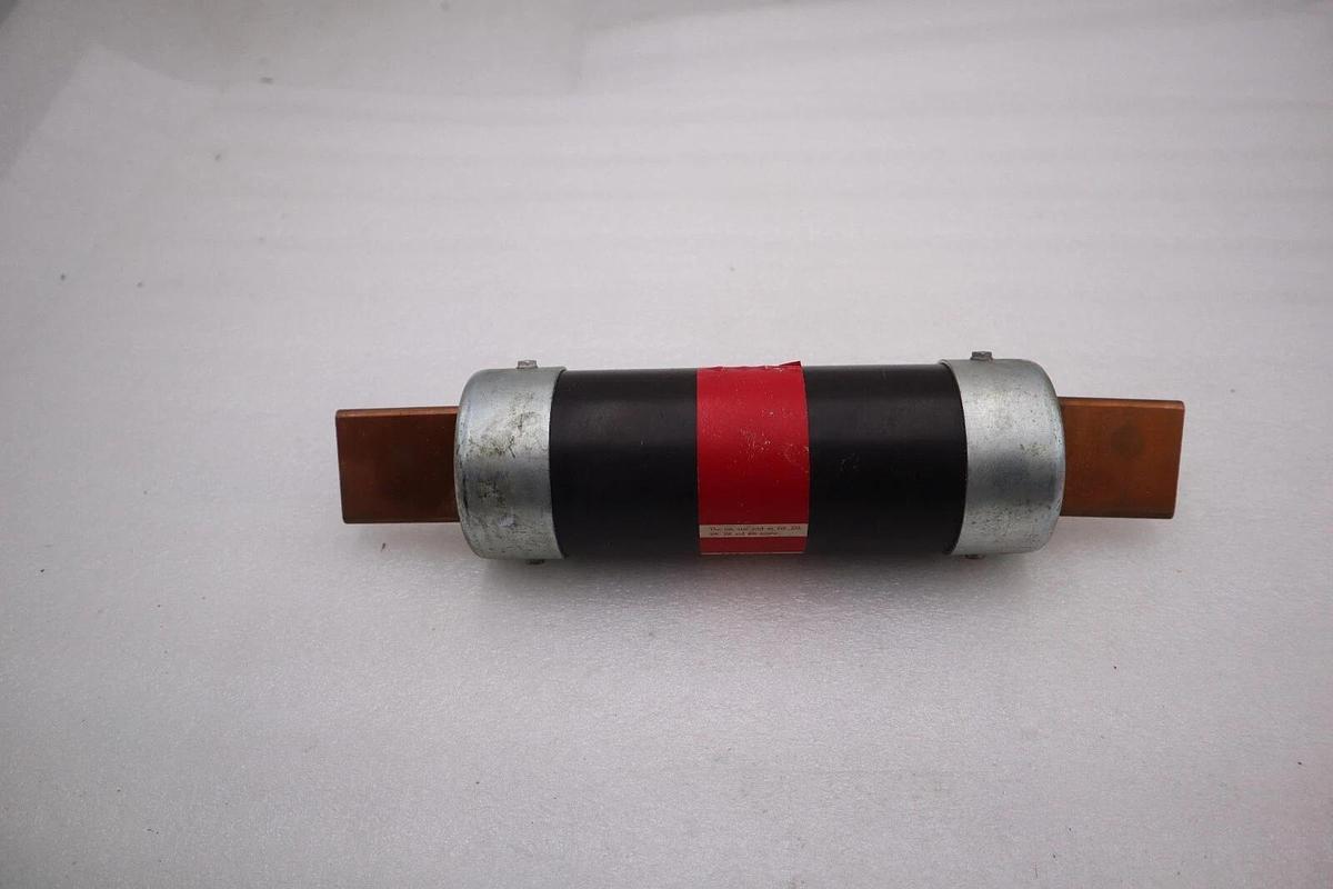 Used NEW OPEN BOX Cooper Bussmann NOS-250 Fuse, Buss One Time STOCK 2158-A