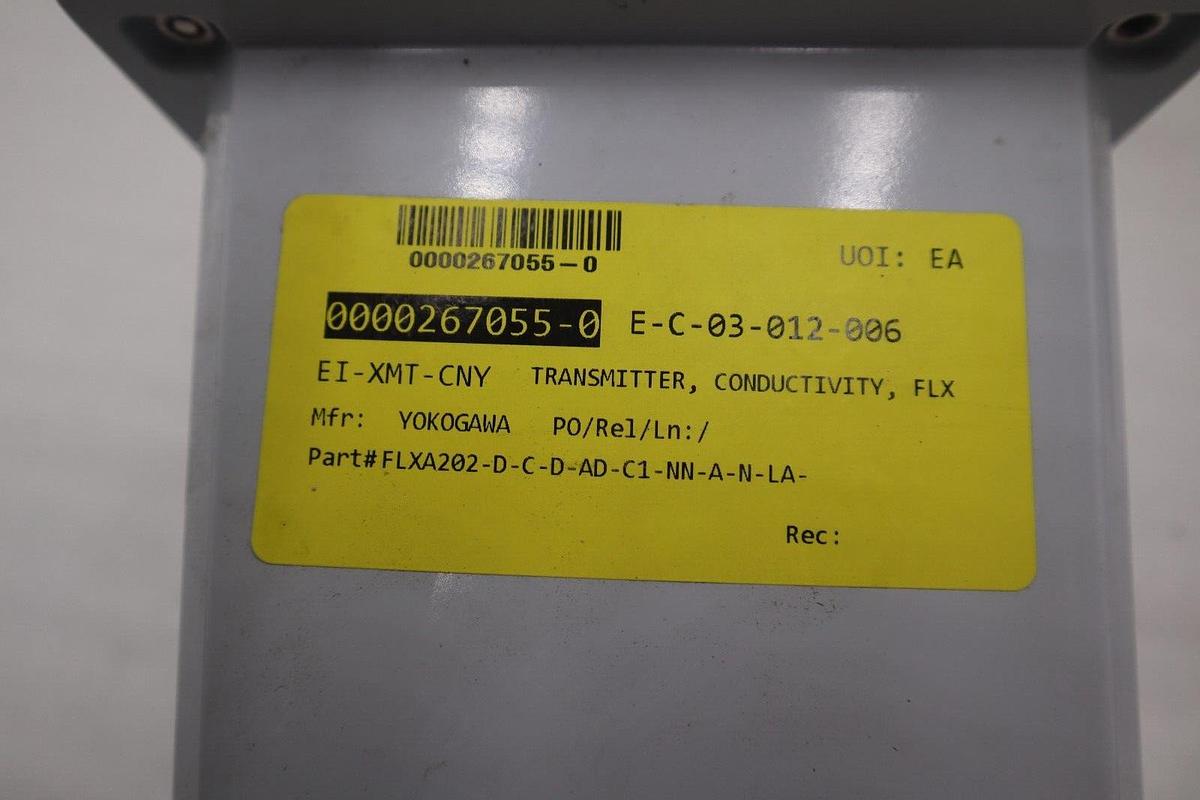 Used YOKOGAWA FLXA202-D-C-D-AD-C1-NN-A-N-LA-N-NN/UM / FLXA202DCDADC1NNANLAN NEW G138A