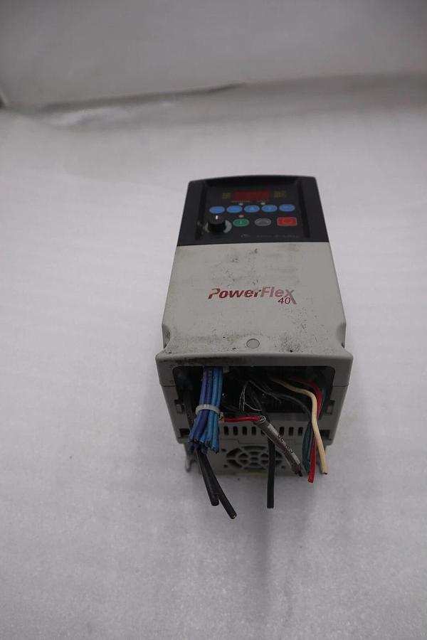Used Allen Bradley 22B-B8P0N104 PowerFlex 40 AC Drive Ser A AB STOCK K-3523