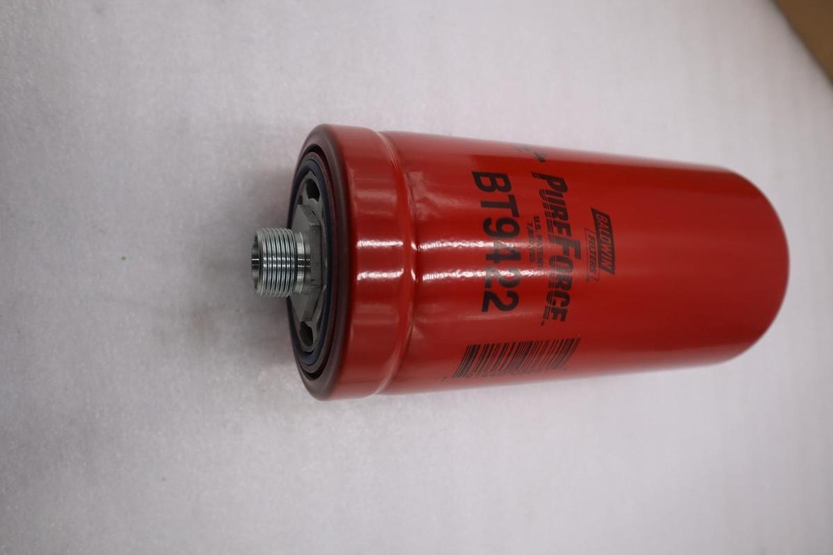 LOT OF 2 -- NEW Hydraulic Filter Baldwin BT9422 STK GF1232