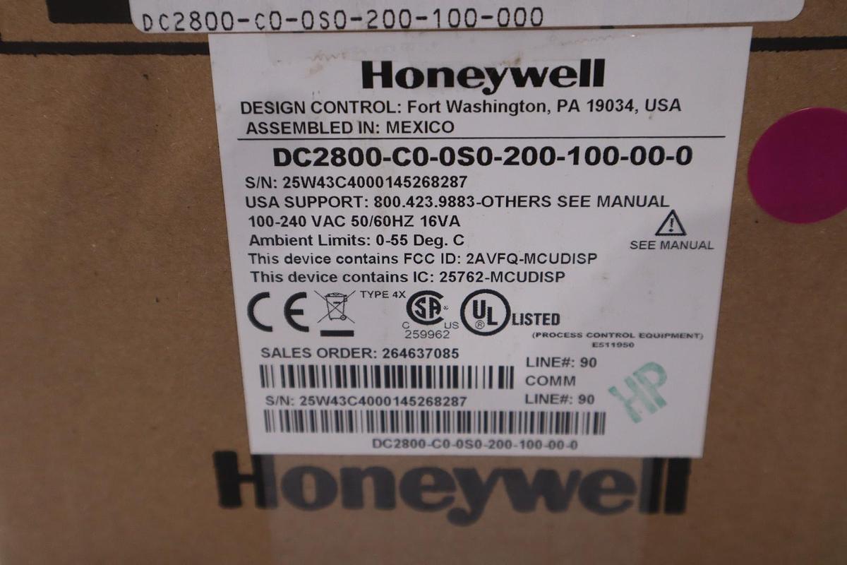 NEW HONEYWELL DC2800-C0-0S0-200-100-00-0 DIGITAL CONTROLLER STK SGF134