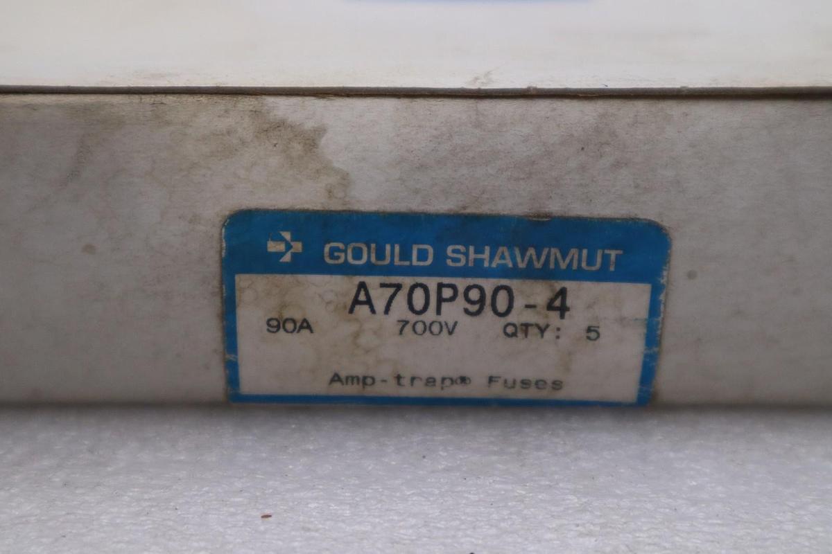 BOX OF 5 - Ferraz Shawmut A70P90-4 Fuse 90A/700VAC 650VDC - STOCK GF324A