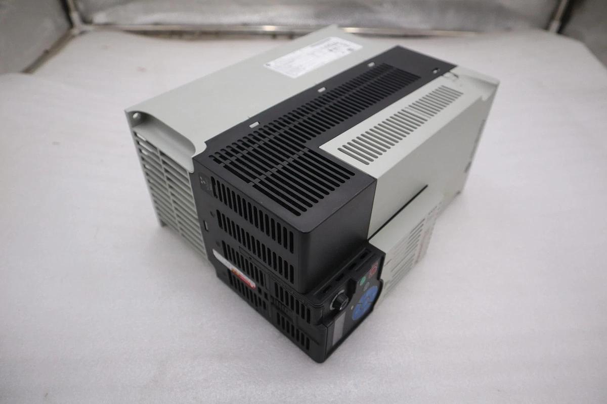 Allen-Bradley 25B-D030N104 PowerFlex 525 VFD 15kW 20Hp AC Drive 25BD030N104 NEW