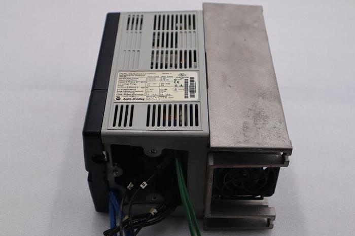 Used ALLEN BRADLEY 20AD2P1A0AYNNNC0 POWERFLEX 70 1 HP SER A STOCK #1910