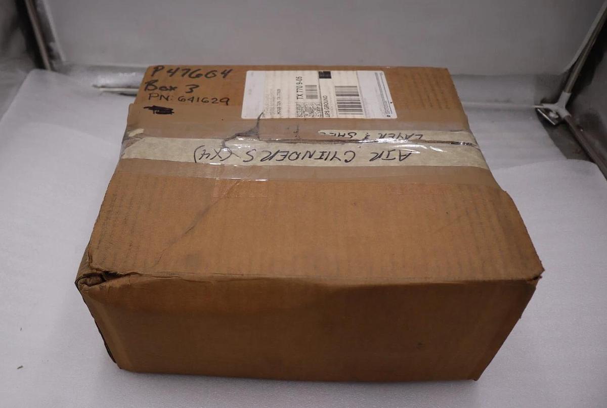 NEW IN BOX SMC MGPM32TN-100Z / MGPM32TN100Z STOCK H94