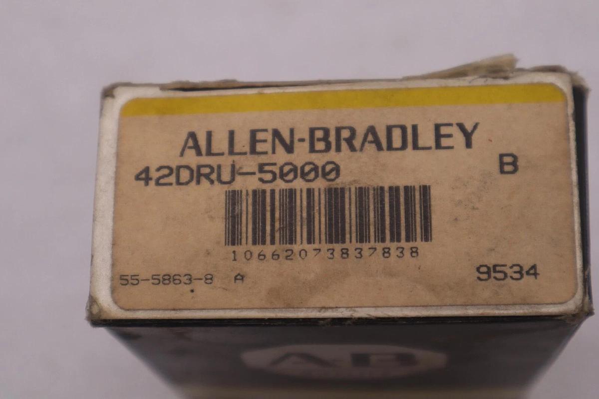 ALLEN BRADLEY 42DRU-5000 SER. B BLUE LINE SENSOR SERIES 5000 STOCK K-3673