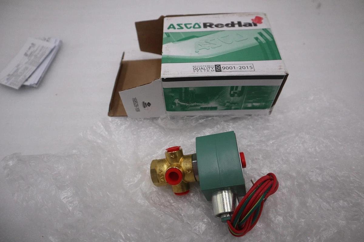 NEW IN BOX ASCO 8320G174 solenoid valve 1/4" NEW WITH BOX STOCK G554