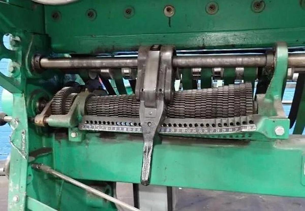 Used 72" BECK ROTARY KNIFE SHEETER WITH OUTPUT CONVEYOR