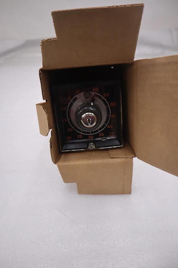 Used NEW DANAHER CONTROLS HP51A60107 TIMER CYCLE-FLEX STOCK G67A