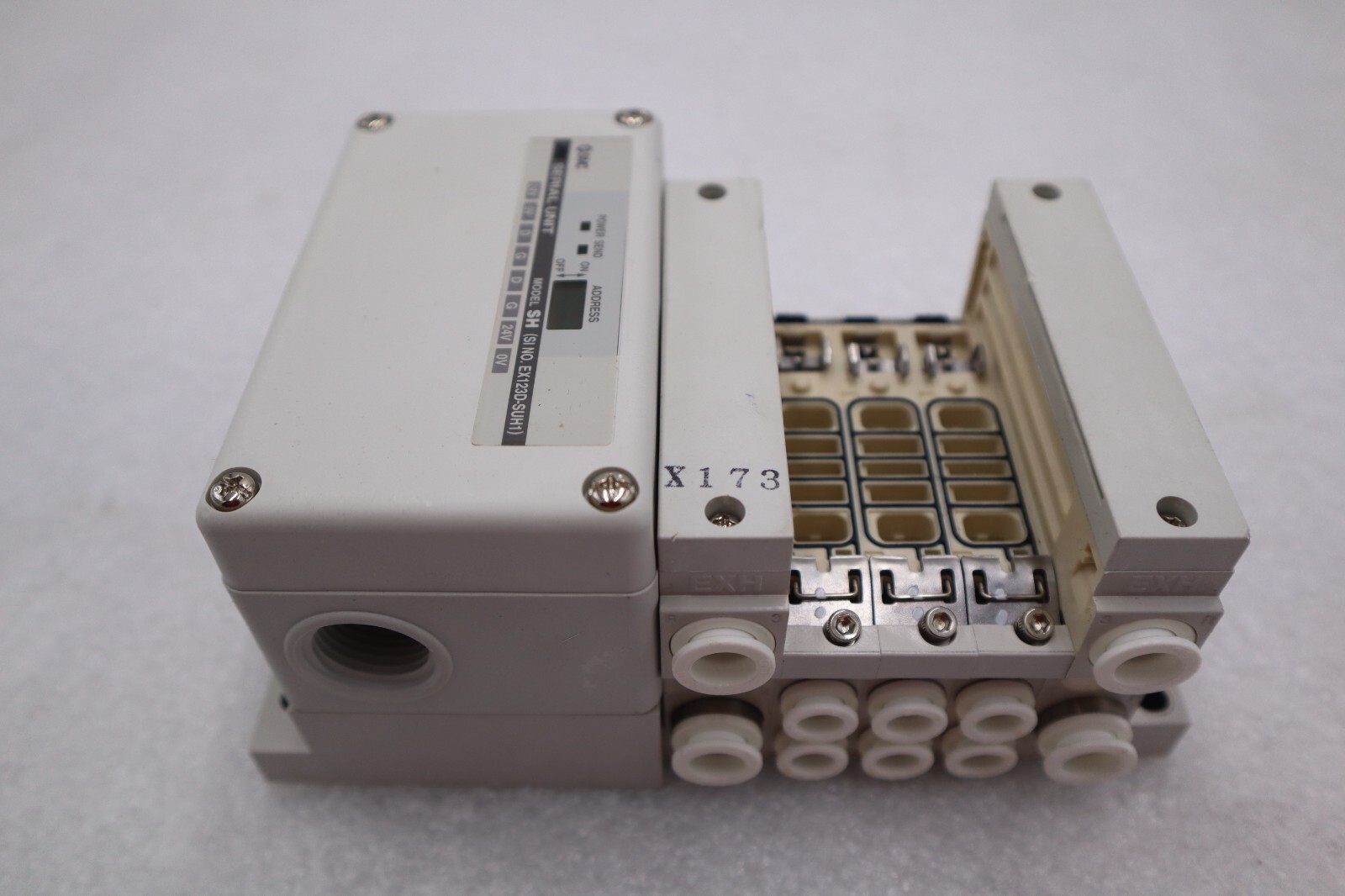 Used SMC VV5Q21-03C8SH-W-X173 / VV5Q2103C8SHWX173 (BRAND NEW) STOCK K-2420