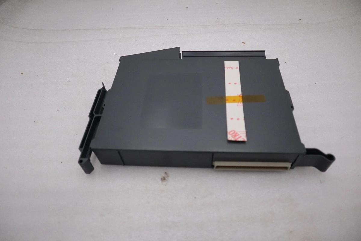 Used GIDDINGS & LEWIS M.1016.9010 R3/ 502-03605-00 PiC900 STOCK 328-C