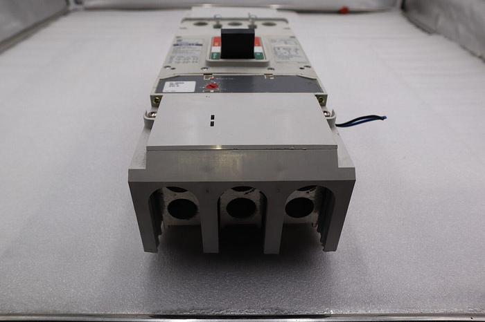 Used ALLEN BRADLEY 140U-L3X3 A CIRCUIT BREAKER 140U-L3 STOCK 2075