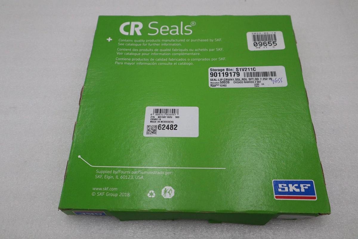 Used NEW IN BOX 62482 - CR Seals STOCK 5673A