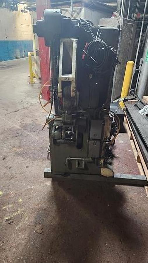 Used 84" WIDE HARRIS SEYBOLD CJH-S GUILLOTINE CUTTER