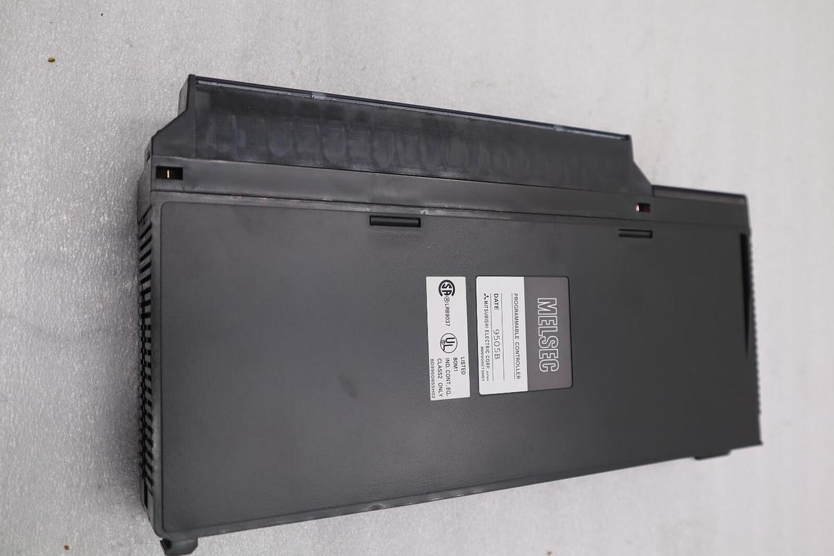 Used NEW OPEN BOX Mitsubishi AX41-UL Melsec Input Module 32 Point AX41UL STOCK 5230
