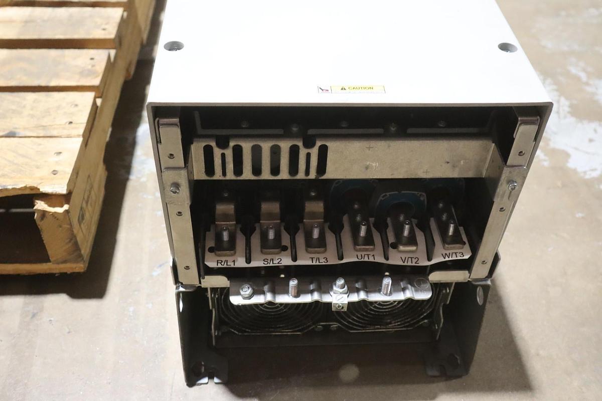 Used ALLEN BRADLEY 20G1AND125JA0NNNNN PowerFlex 755 AC Drive 100 HP - STOCK CC102