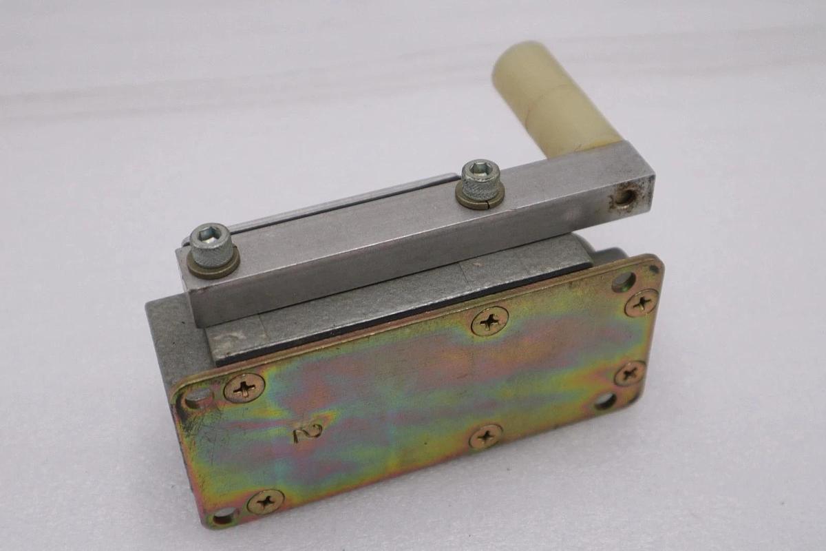 SQUARE D/TELEMECANIQUE  L2153 LIMIT SWITCH-NEW OPEN BOX STK L199CC