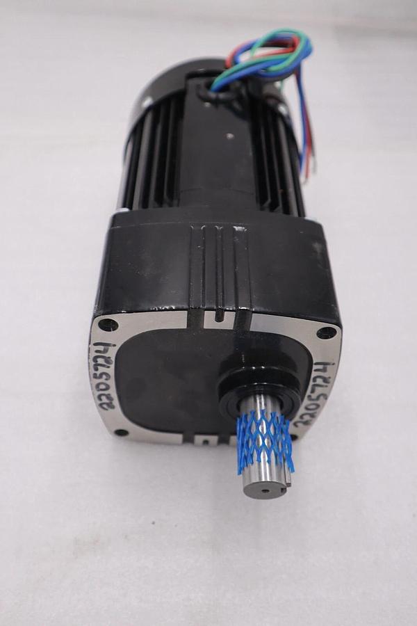 Bodine gear motor 42r5bfpp-e2 230V 3PH 1/4HP 10:1 170 RPM NEW UNIT STOCK H47